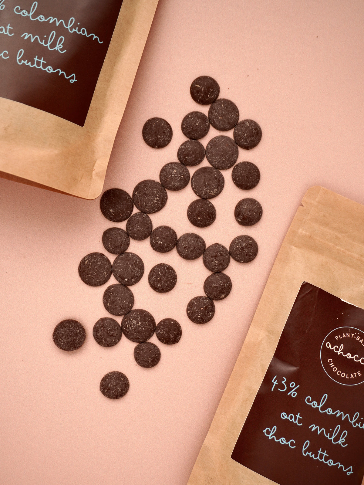 43% Colombian Oat M!lk Chocolate Buttons