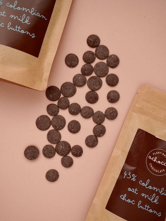 43% Colombian Oat M!lk Chocolate Buttons