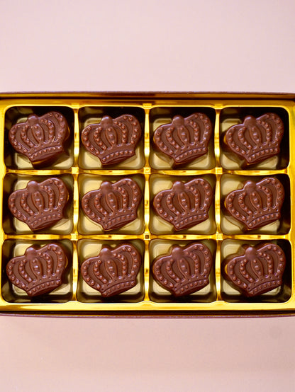 Smooth ‘Lindor’ M!lk Chocolate Crowns