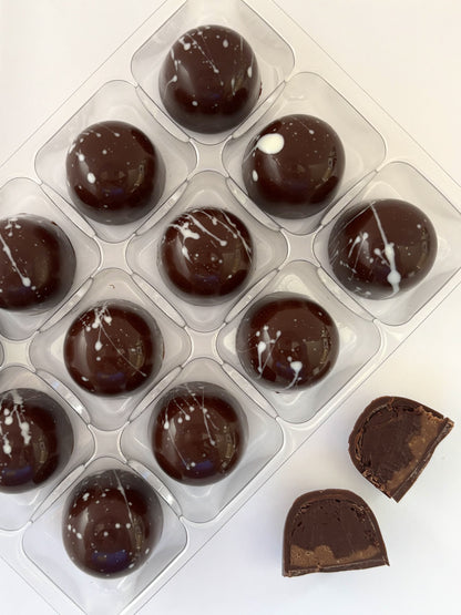 Chai Tea & Biscuit M!lk Chocolate Bonbons