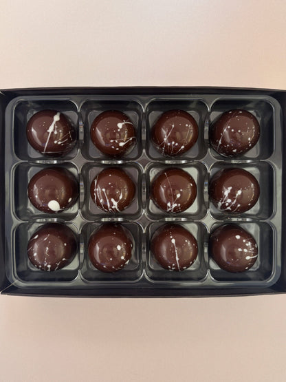 Chai Tea & Biscuit M!lk Chocolate Bonbons