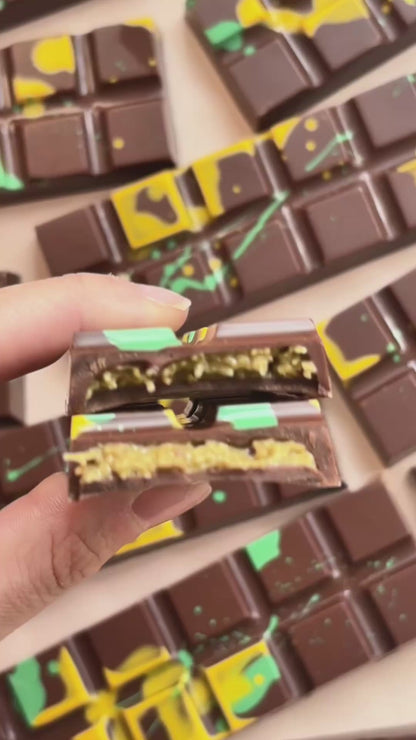 Pistachio Dubai Kunafa M!lk Chocolate Bar